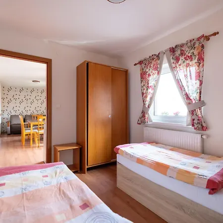 Orava - Bungalovy Gerendaház