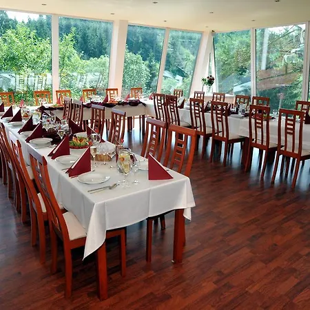 Lodge Orava